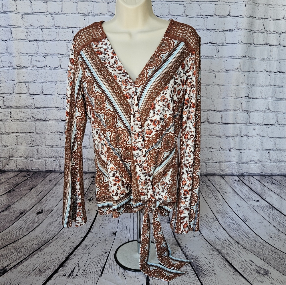 Venus Surplice Blouse with Faux Tie - Picture 3 of 12